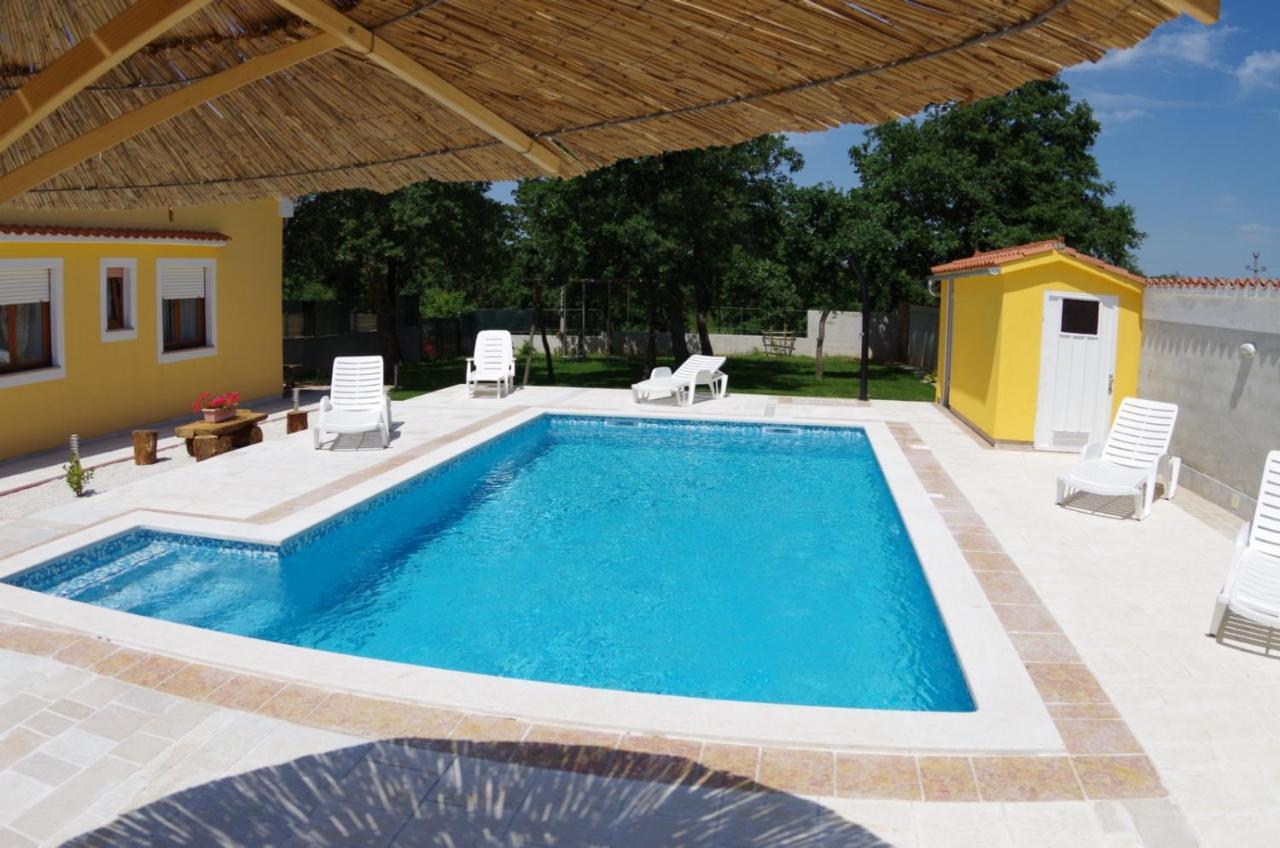 House Oliva, Sveti Kirin Villa Svetvincenat Luaran gambar