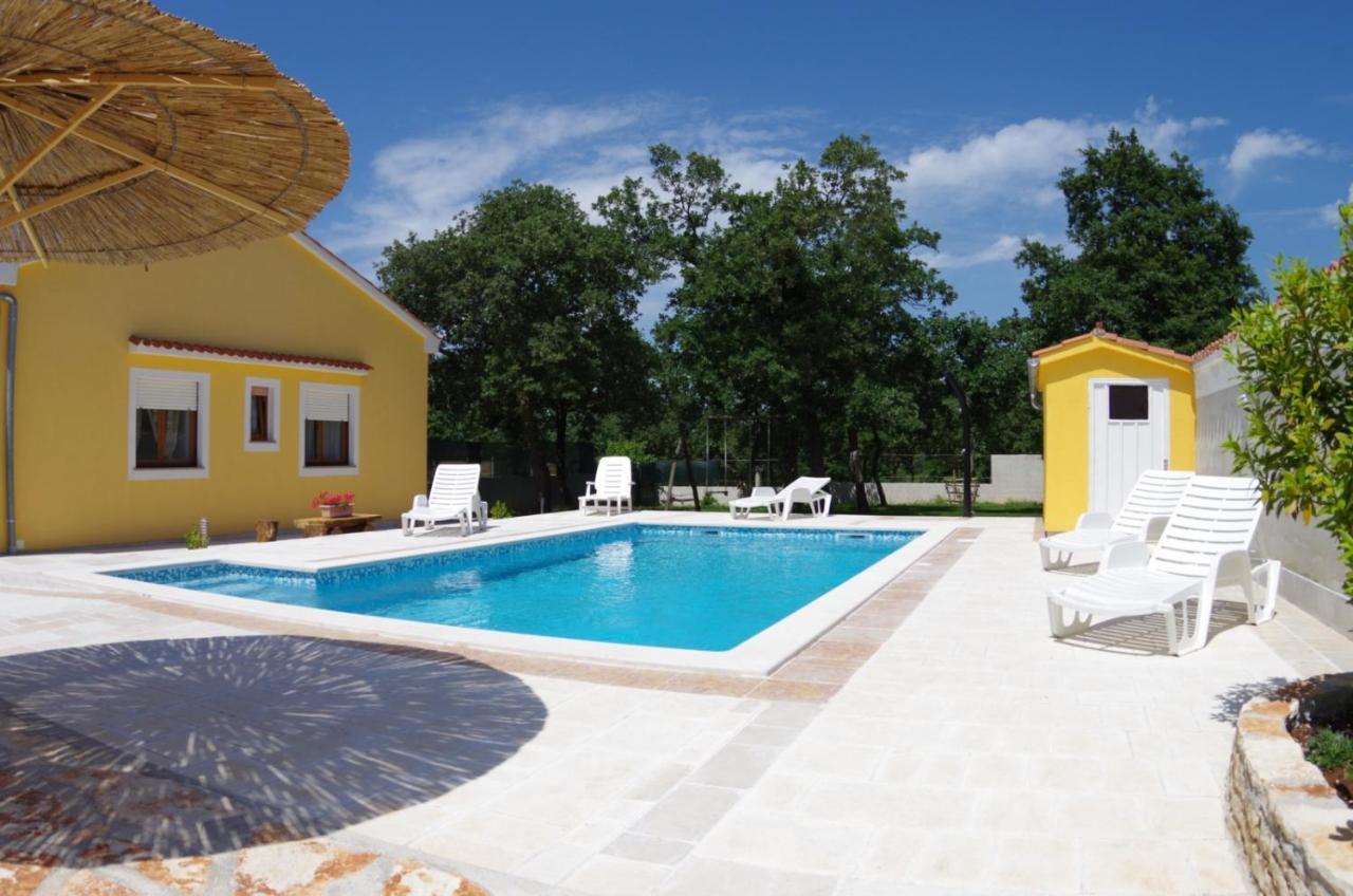 House Oliva, Sveti Kirin Villa Svetvincenat Luaran gambar